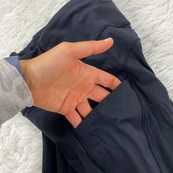 Lululemon Break Free Crop (Nulux 17") Black - Picture 3 of 7